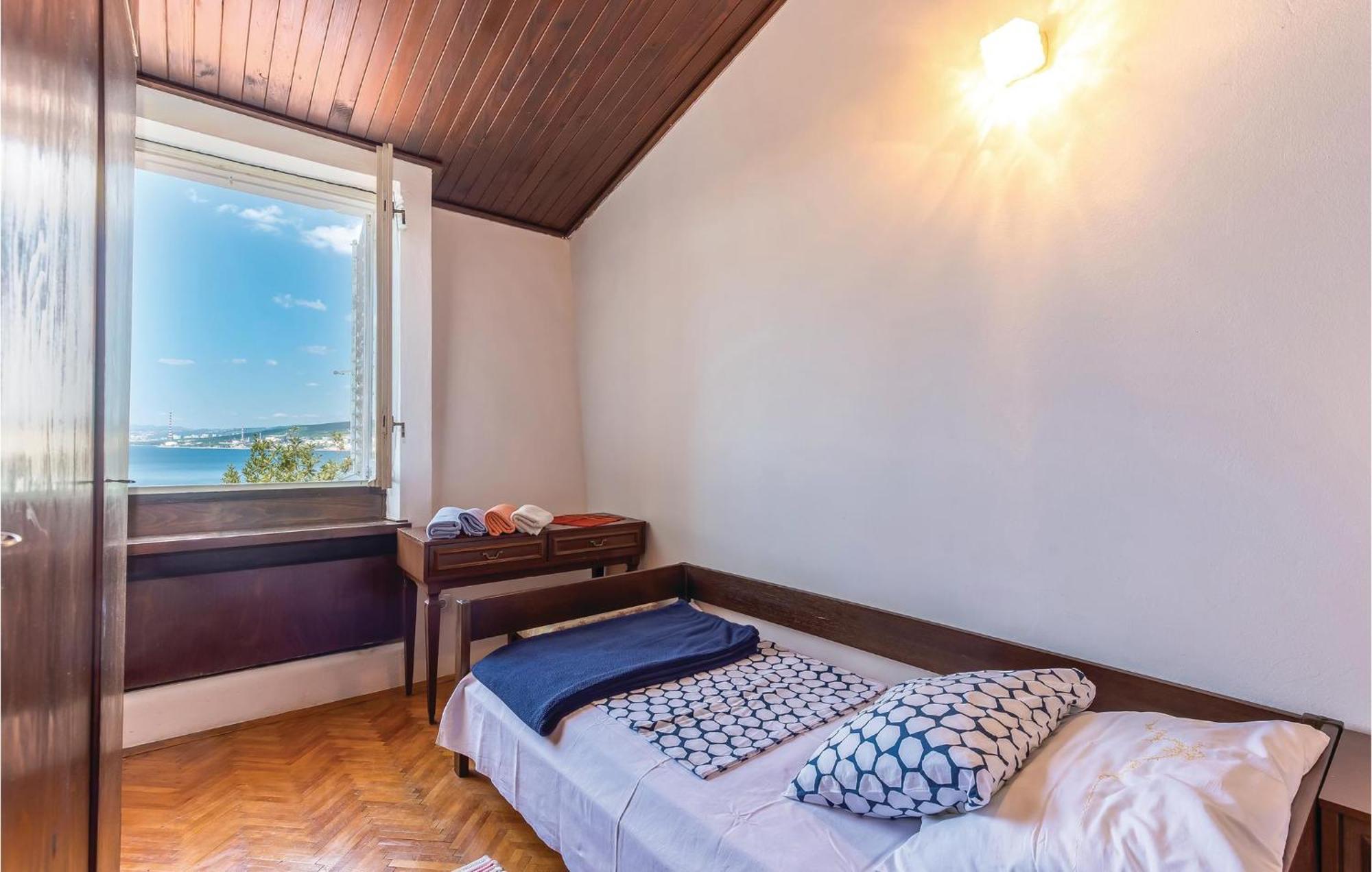 2 Bedroom Beautiful Home In Kraljevica Εξωτερικό φωτογραφία