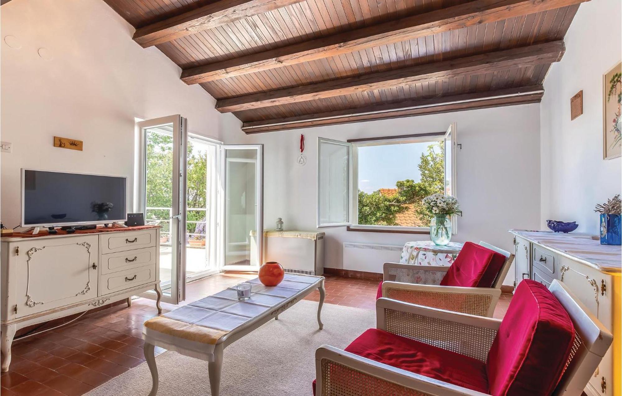 2 Bedroom Beautiful Home In Kraljevica Εξωτερικό φωτογραφία