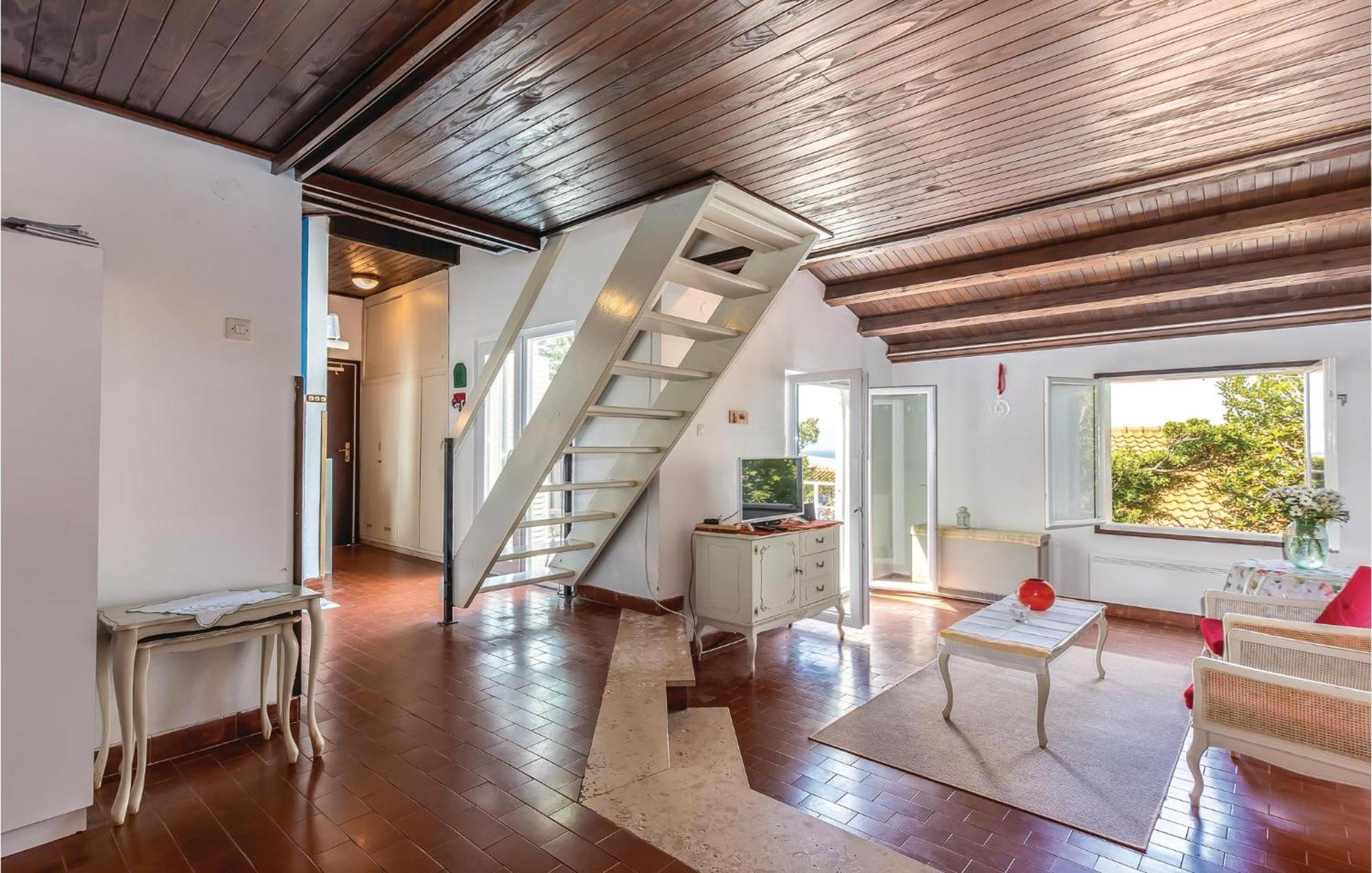 2 Bedroom Beautiful Home In Kraljevica Εξωτερικό φωτογραφία